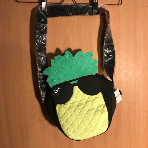 Pink Victoria’s Secret - pineapple lunch cooler - Picture 2 of 8